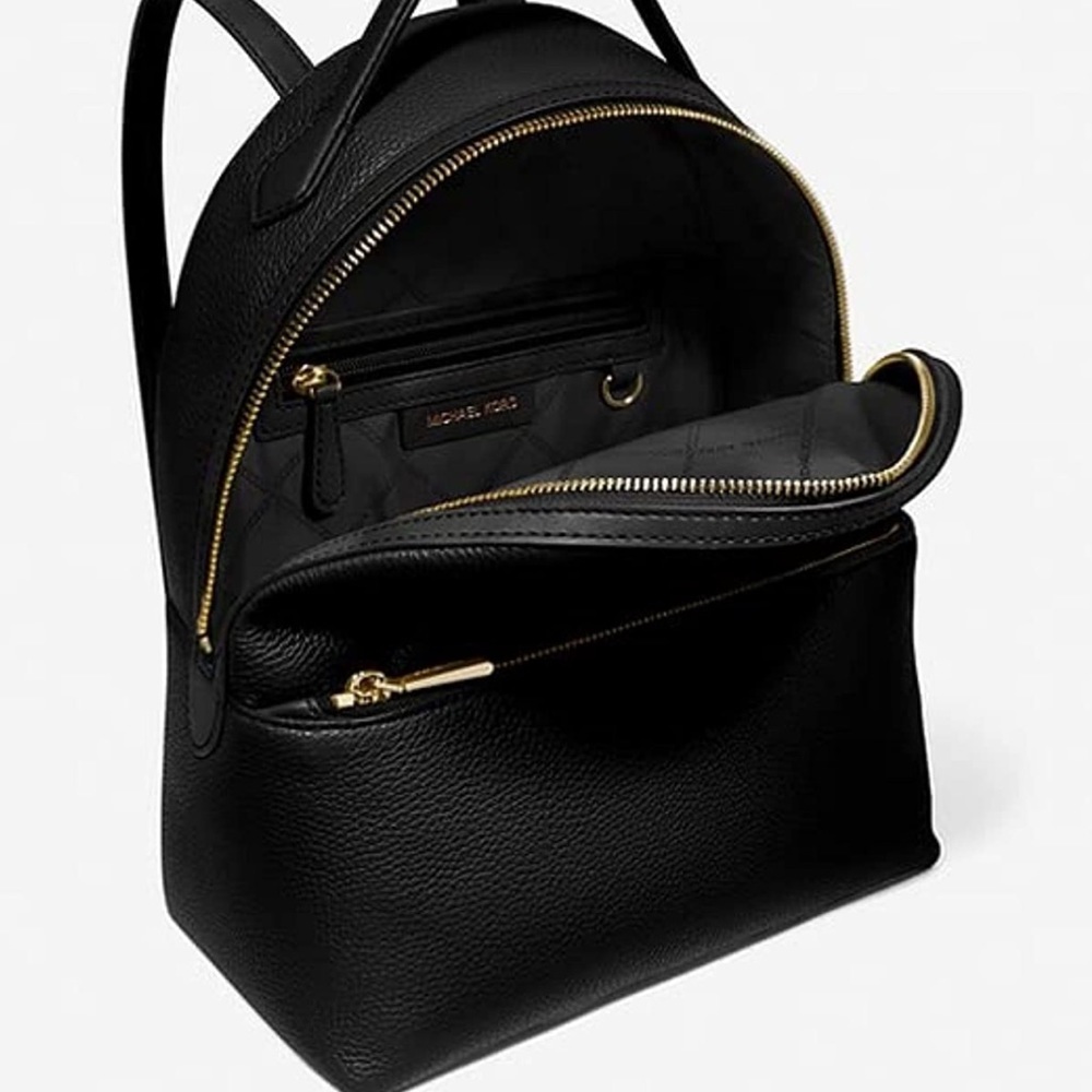 Michael Kors Womens Valerie Medium Logo Backpack 30F2G9VB2B
Black
NWT - Picture 6 of 16